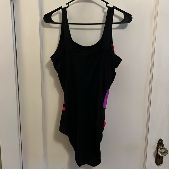 Aquabelle One-Piece Swim Suit (Women’s 18W) - Picture 3 of 5
